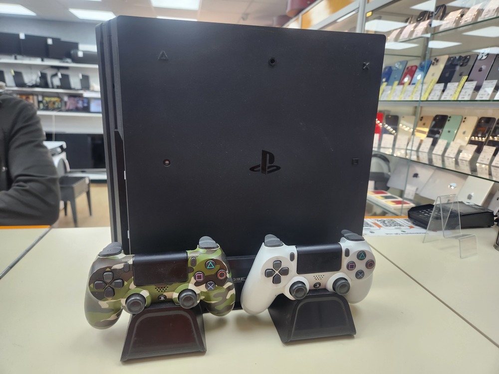 Игровая приставка PlayStation 4 Pro 500GB Игровая приставка PlayStation 4 Pro 500GB