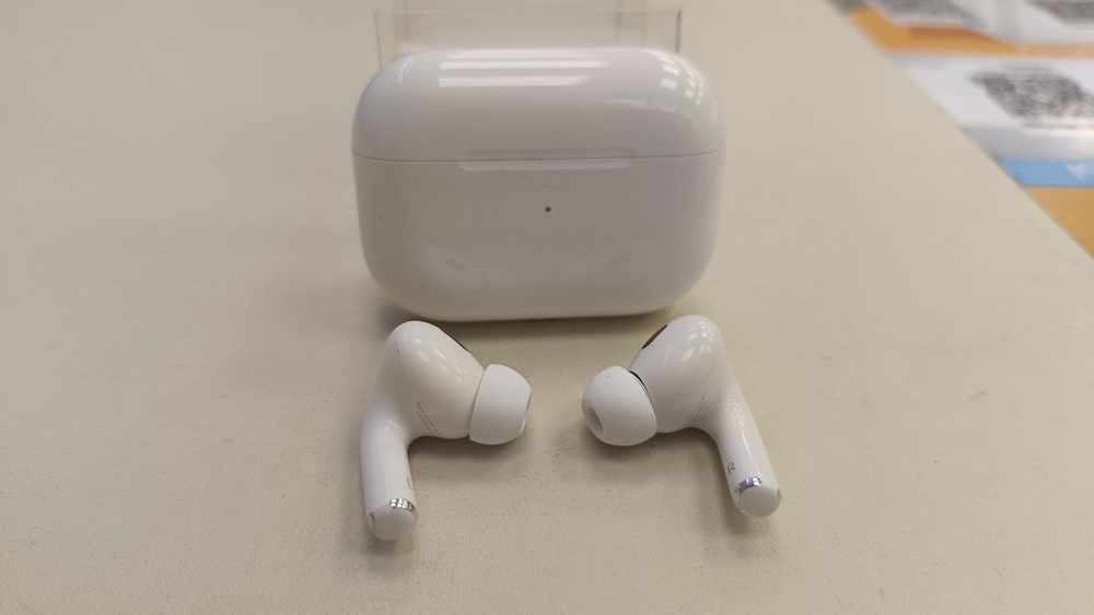 Наушники беспроводные Apple AirPods Pro 2 Gen