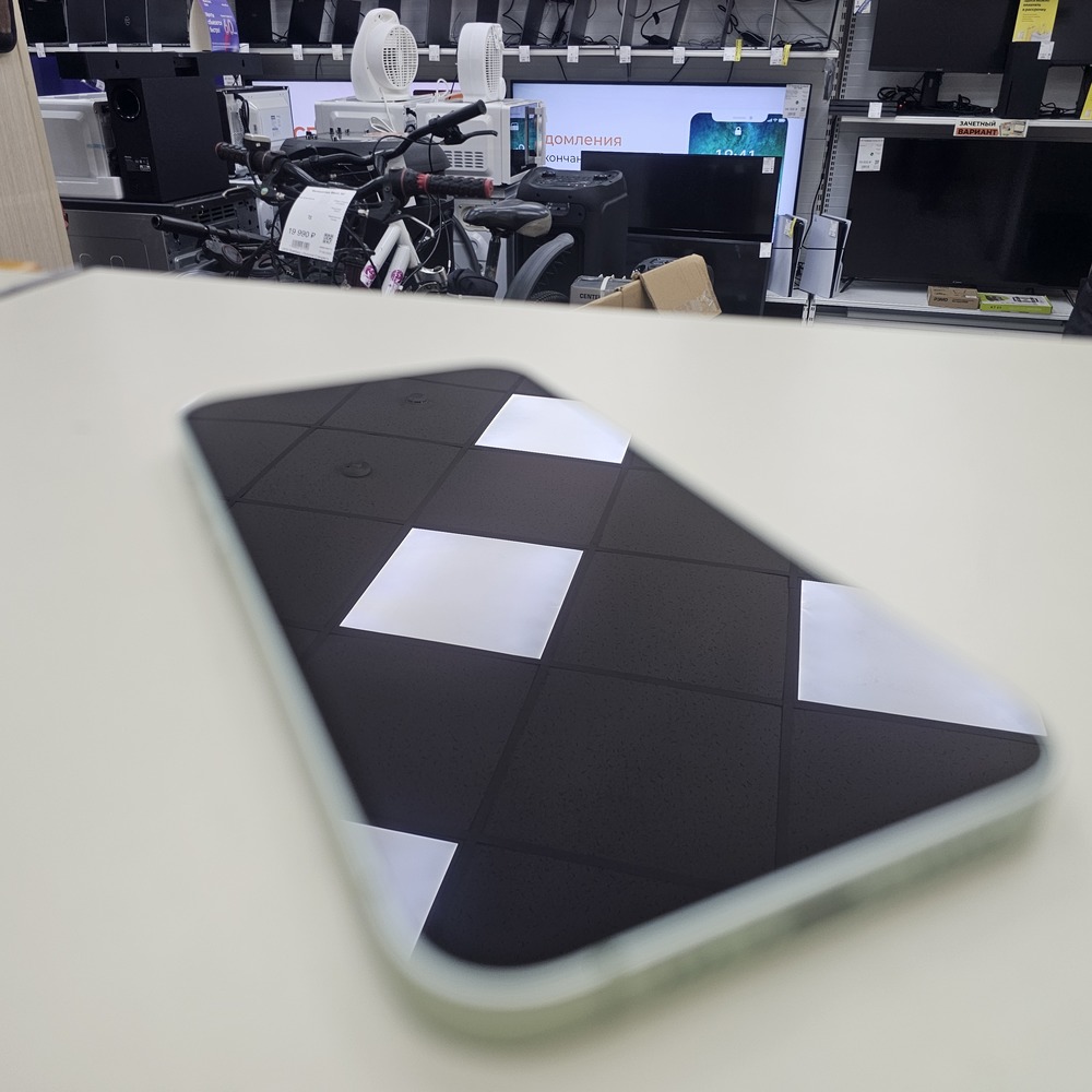 Смартфон Apple iPhone 12 64Gb