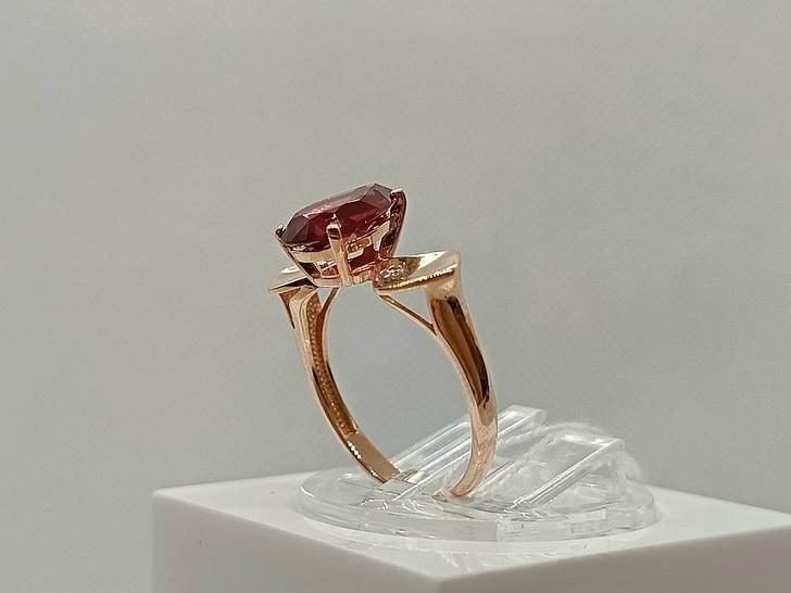 11803296 КОЛЬЦО С КАМНЯМИ (Au 585)