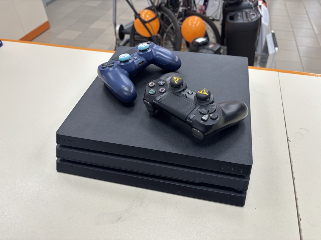 Игровая приставка PlayStation 4 Pro 500GB