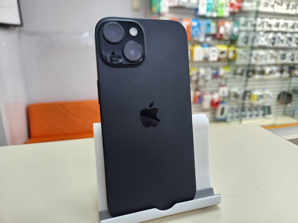 Смартфон Apple Iphone 15 128Gb