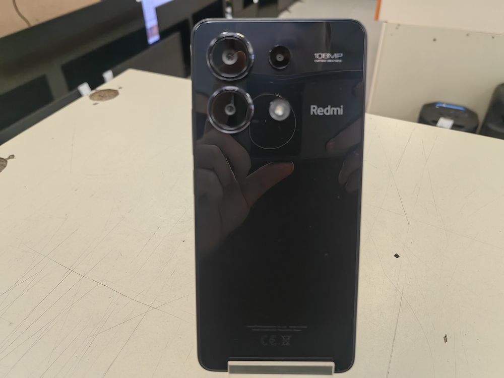 Смартфон Xiaomi Redmi note 13 8/128