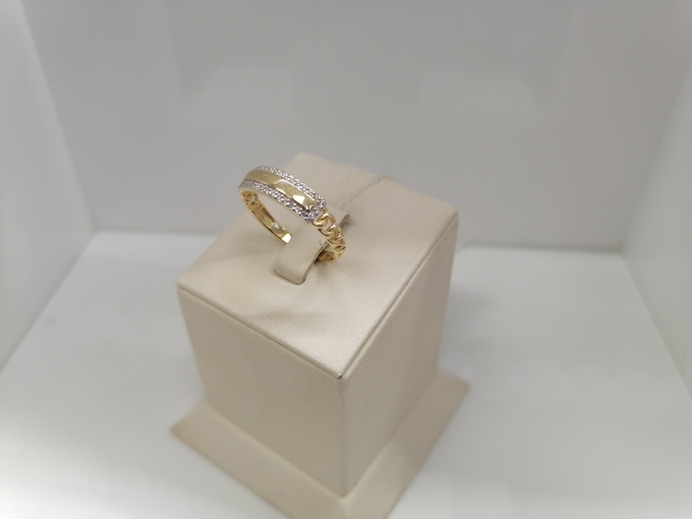 к4710л КОЛЬЦО С КАМНЯМИ (Au 585)