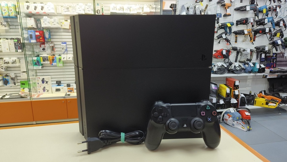 Игровая приставка PlayStation 4 FAT 500GB