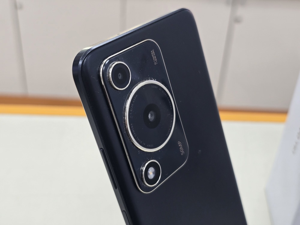 Смартфон Huawei Nova Y63 6/128