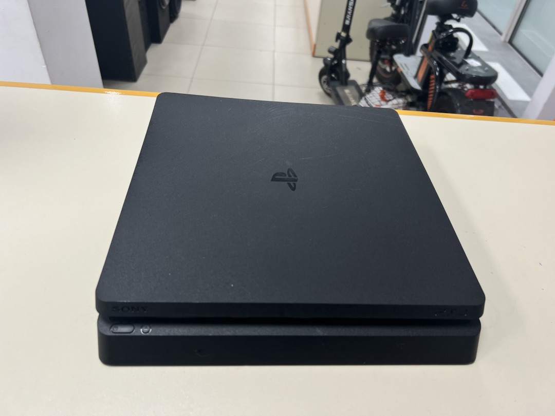 Игровая приставка PlayStation 4 Slim 500GB
