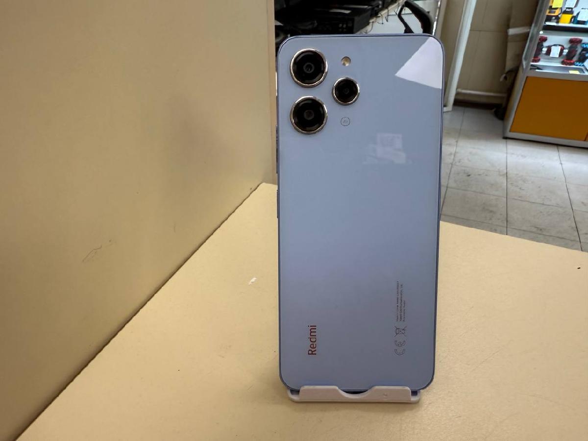 Смартфон Xiaomi Redmi 12 4/128