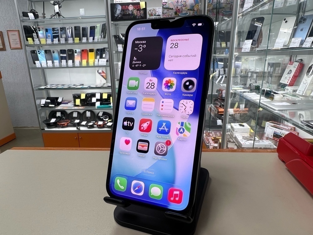 Смартфон Apple iPhone 13 128Gb