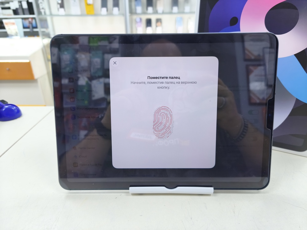 Планшет Apple iPad Air 4 64ГБ (2020 A2324/A2325/A2072 (Wi-Fi + Cellular)