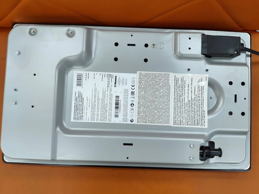 Встраиваемая газовая панель Hansa BHKS31058