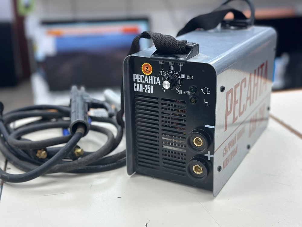 Сварочный аппарат Ресанта САИ-250