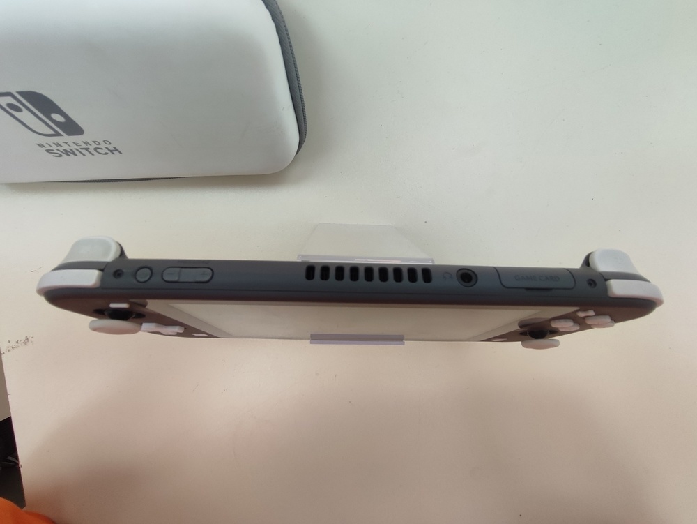 Игровая приставка Nintendo Switch Lite