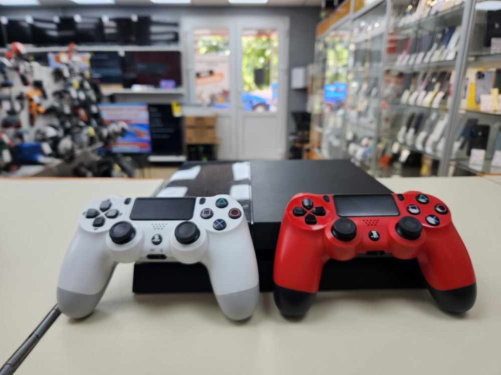 Игровая приставка PlayStation 4 FAT 500GB