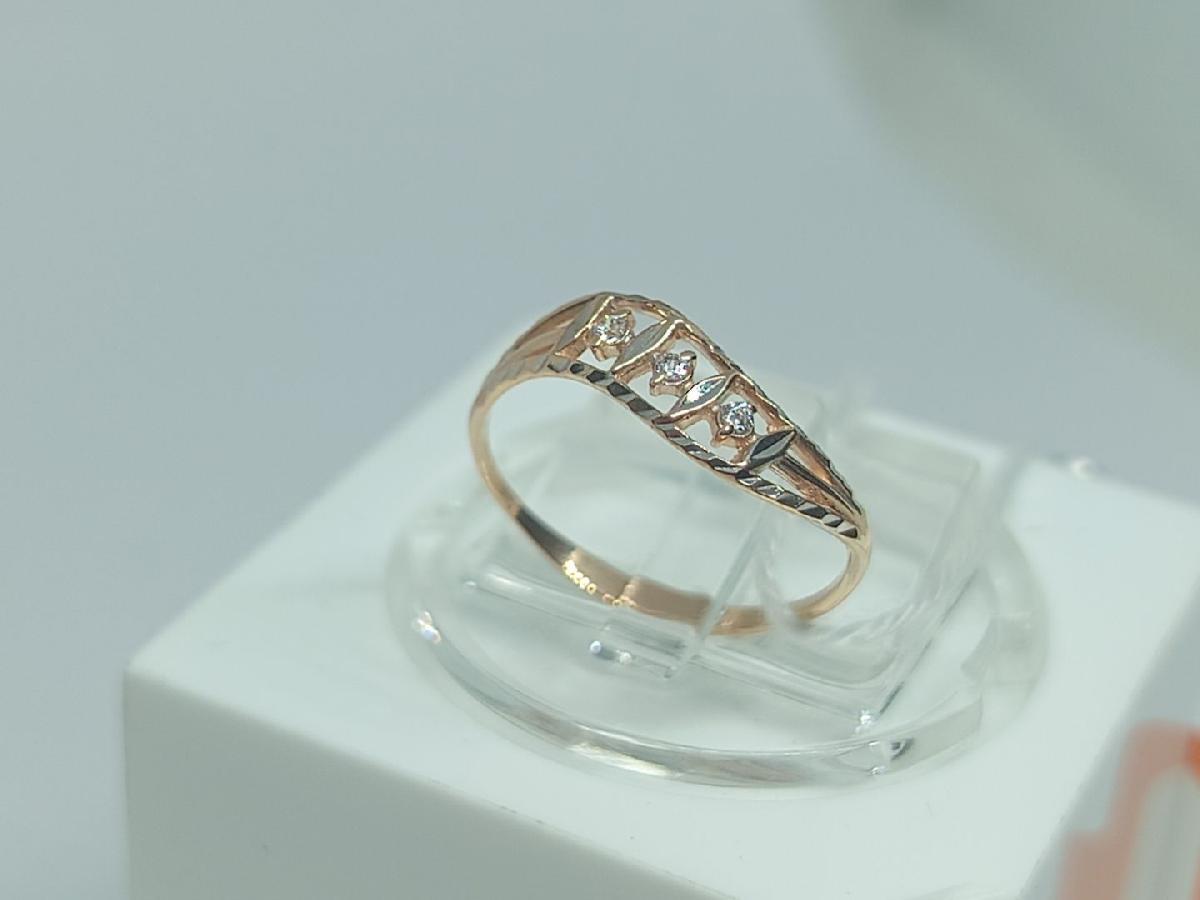 КОЛЬЦО С КАМНЯМИ (Au 585)