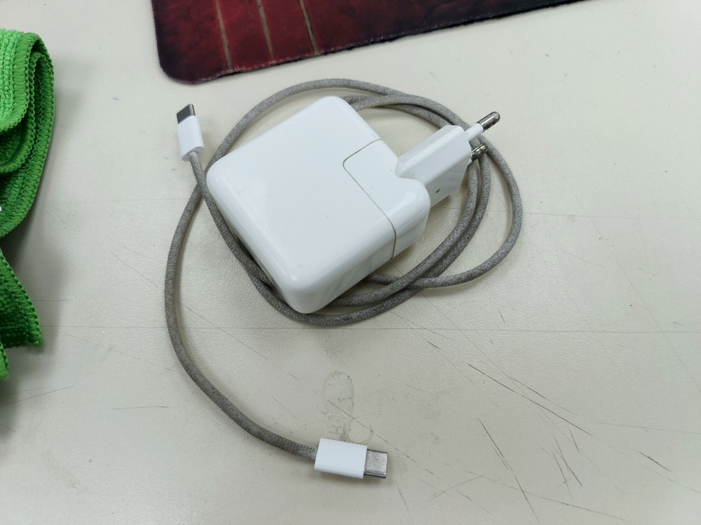 Ноутбук Apple MacBook Air (Retina 13 дюймов, 2 порта Thunderbolt 3,A2179) 2020