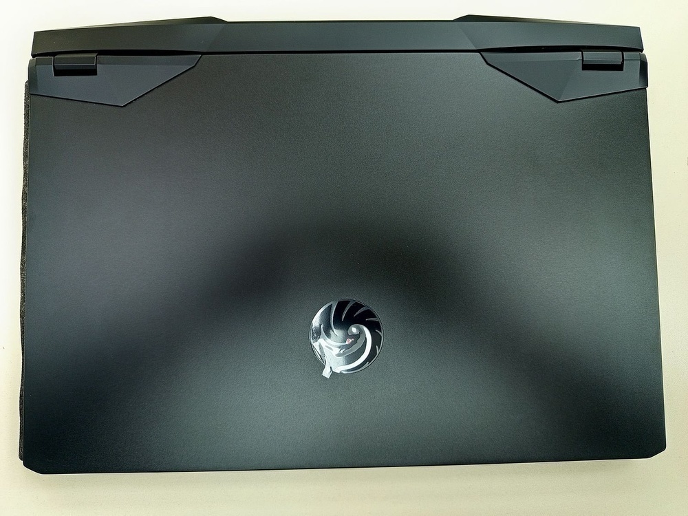 Ноутбук MSI; Ryzen 9 7945HX, Geforce RTX 4060, 32 Гб, 1 Tb, Нет