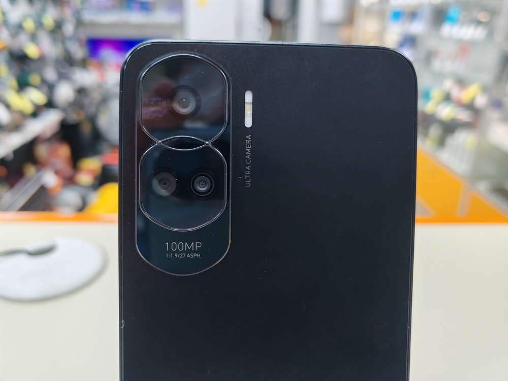 Смартфон Honor 90 Lite 8/256