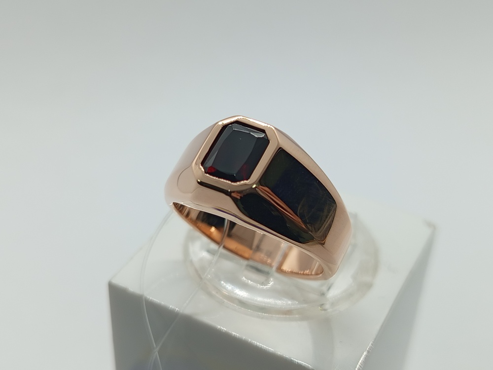 КОЛЬЦО ПЕЧАТКА Гранат (Au 585)