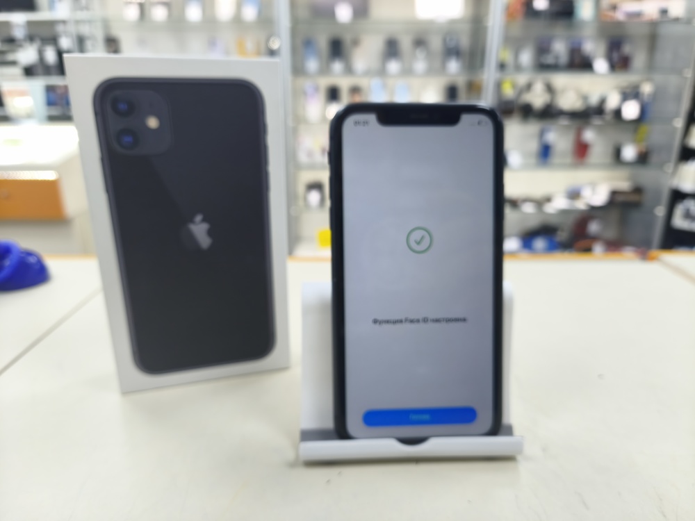 Смартфон Apple iPhone 11 64Gb