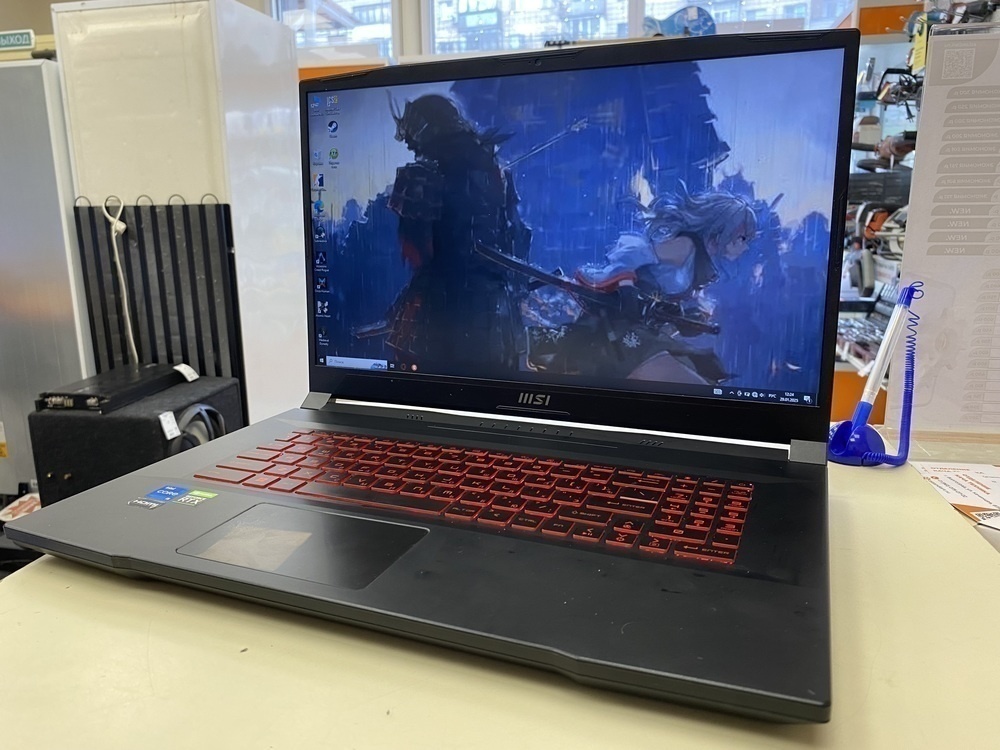 Ноутбук MSI Katana GF76;  Core I5-11400H, GeForce RTX 3050, 16 Гб, 500 Гб, Нет