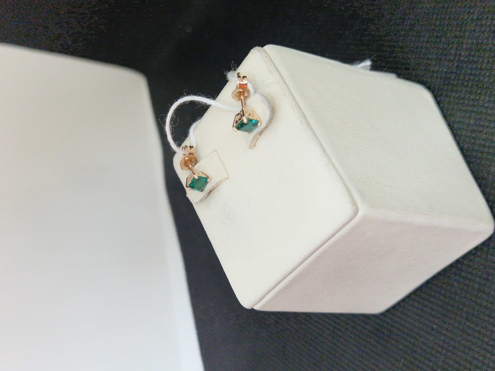 СЕРЬГИ ГВОЗДИКИ (Au 585)