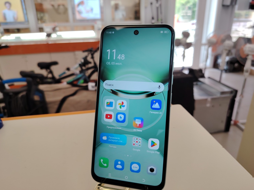 Смартфон Tecno SPARK 30C 4/128