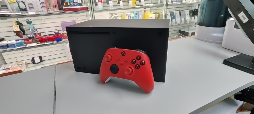 Игровая приставка Xbox Series X 1Tb