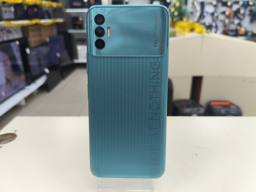 Смартфон Tecno Spark 8P 4/128