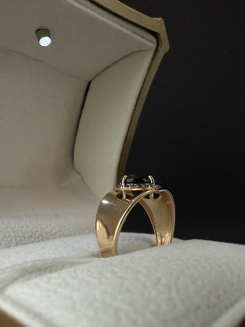 КОЛКМИ585 КОЛЬЦО С КАМНЯМИ (Au 585)