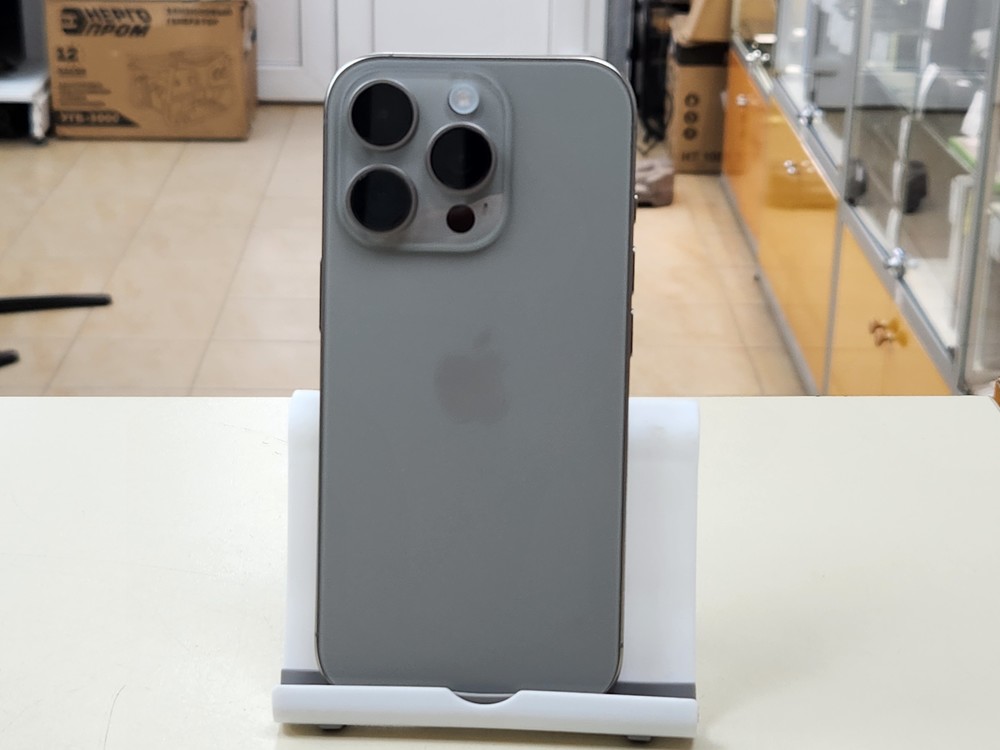 Смартфон Apple Iphone 16 Pro 512Gb