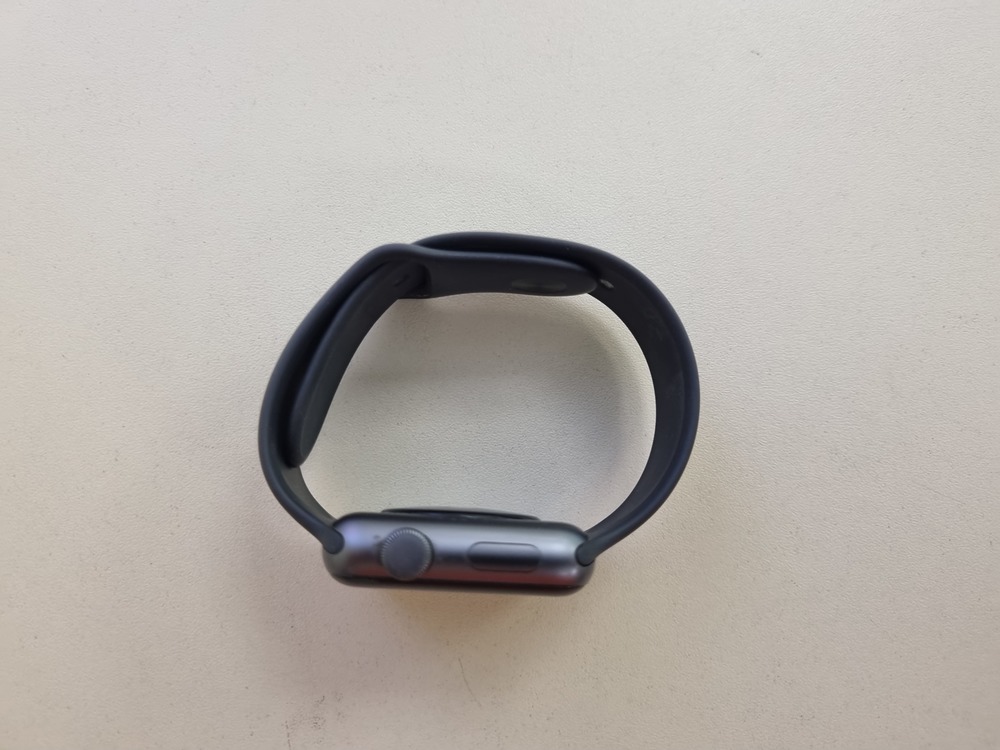 Смарт-часы Apple Watch Series 3 42 мм