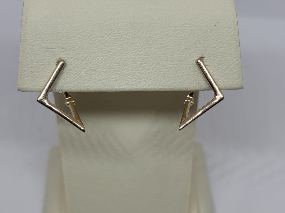 С10013920 СЕРЬГИ БЕЗ КАМНЯ (Au 585)