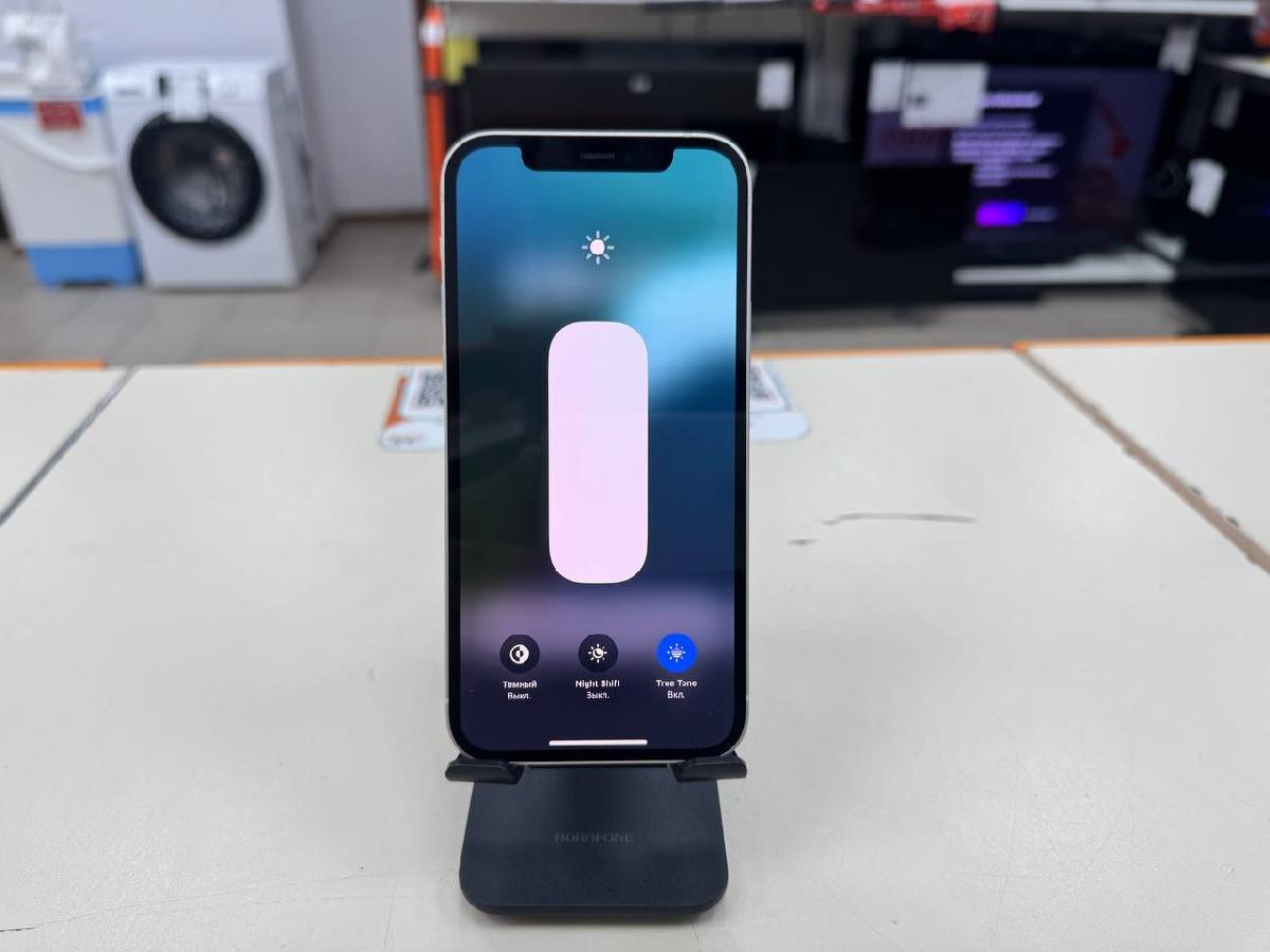 Смартфон Apple iPhone 12 64Gb