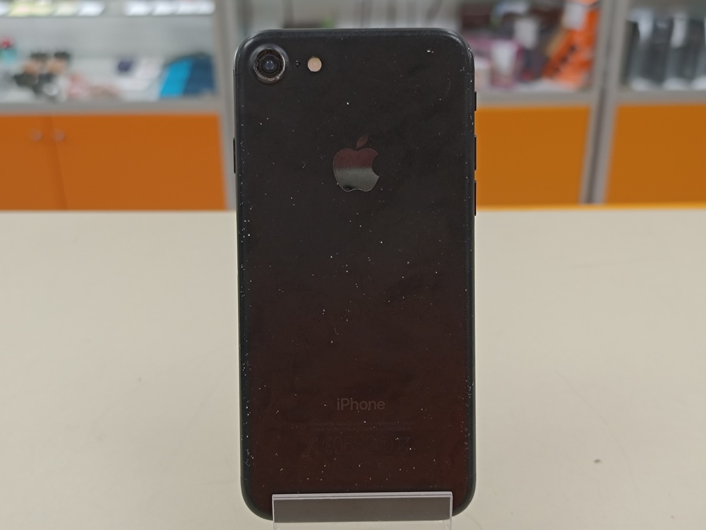 Смартфон Apple iPhone 7 32Gb