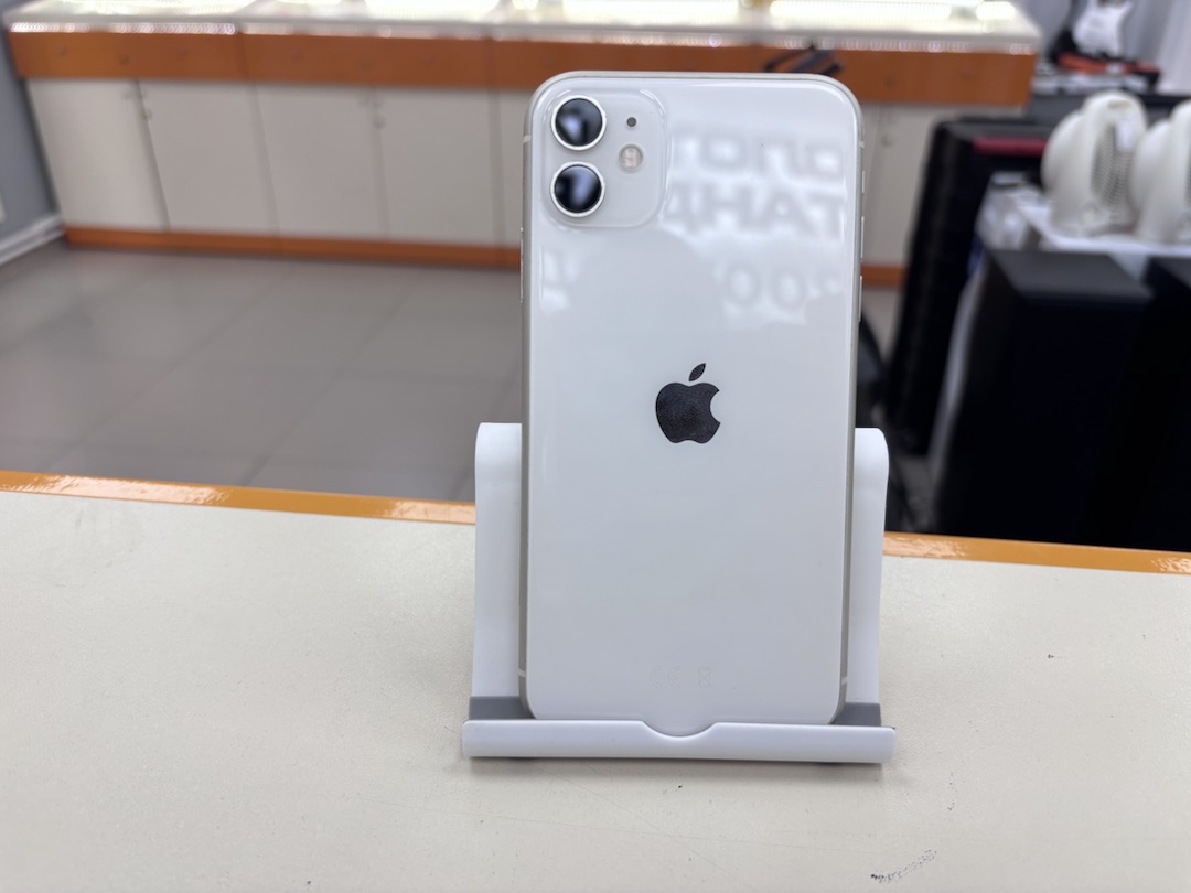 Смартфон Apple iPhone 11 128Gb