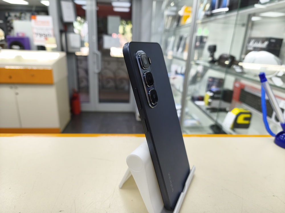 Смартфон Infinix HOT 50 Pro 8/128