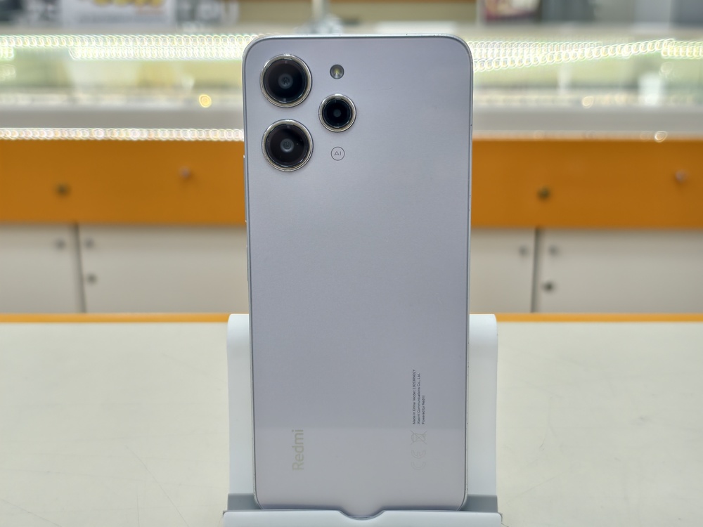 Смартфон Xiaomi Redmi 12 4/128