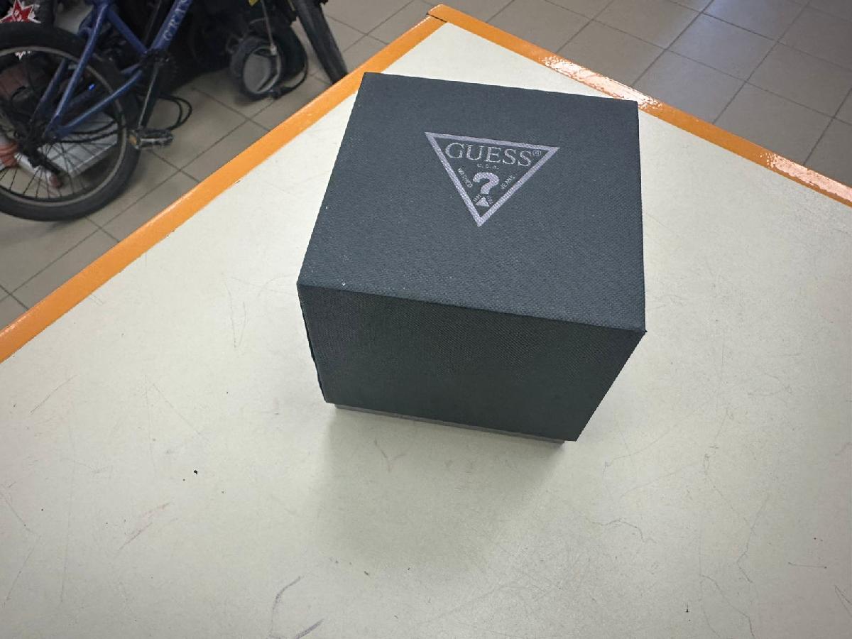 Часы наручные GUESS GW0282G1