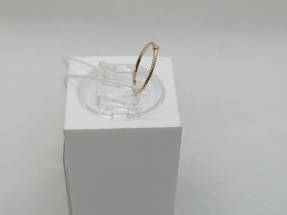 КОЛКМ585 КОЛЬЦО С КАМНЕМ (Au 585)