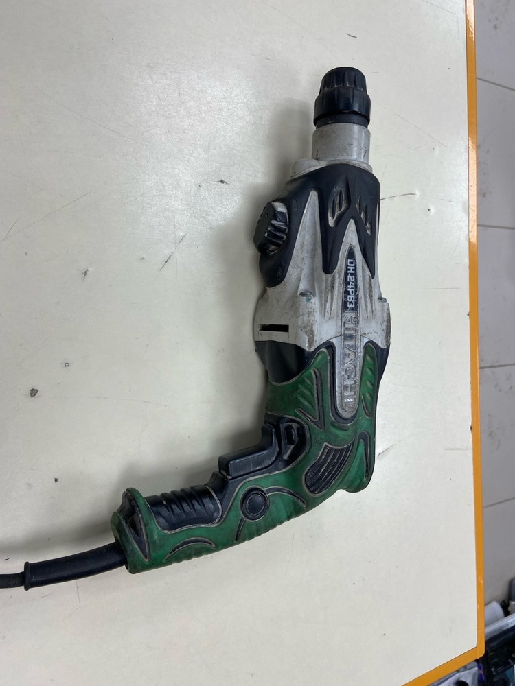 Перфоратор HITACHI DH24PC3