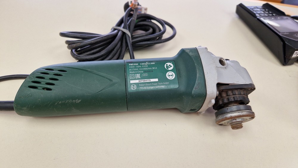 Угловая шлифмашина Bosch PWS 650