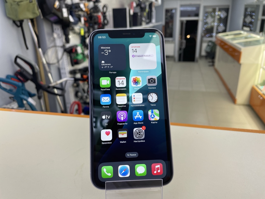 Смартфон Apple iPhone 11 64Gb