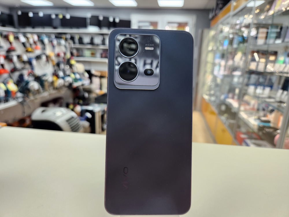 Смартфон Vivo V25 8/256