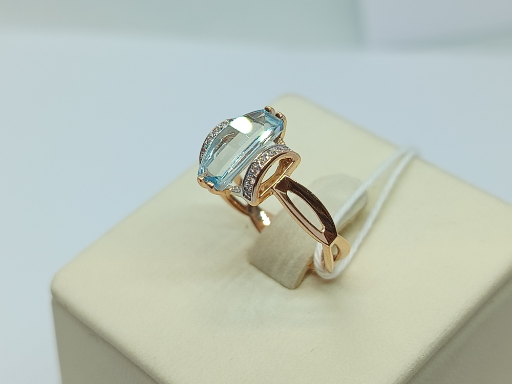 КОЛЬЦО С КАМНЯМИ (Au 585)