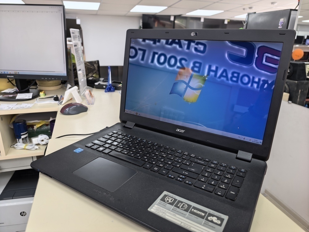 Ноутбук Acer acer; Celeron N3060, HD Graphics, 4 Гб, 500 Гб