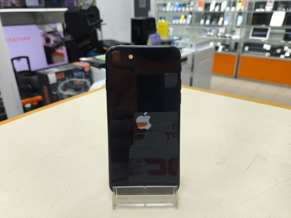 Смартфон Apple Iphone SE 2022 64GB