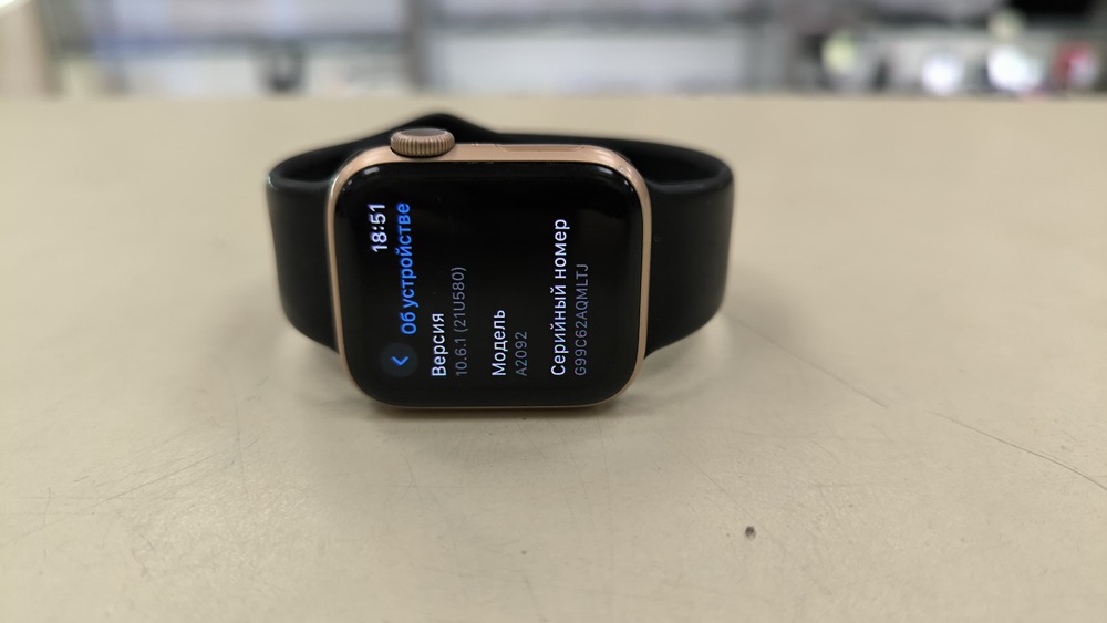 Смарт-часы Apple Watch Series 5 40 мм