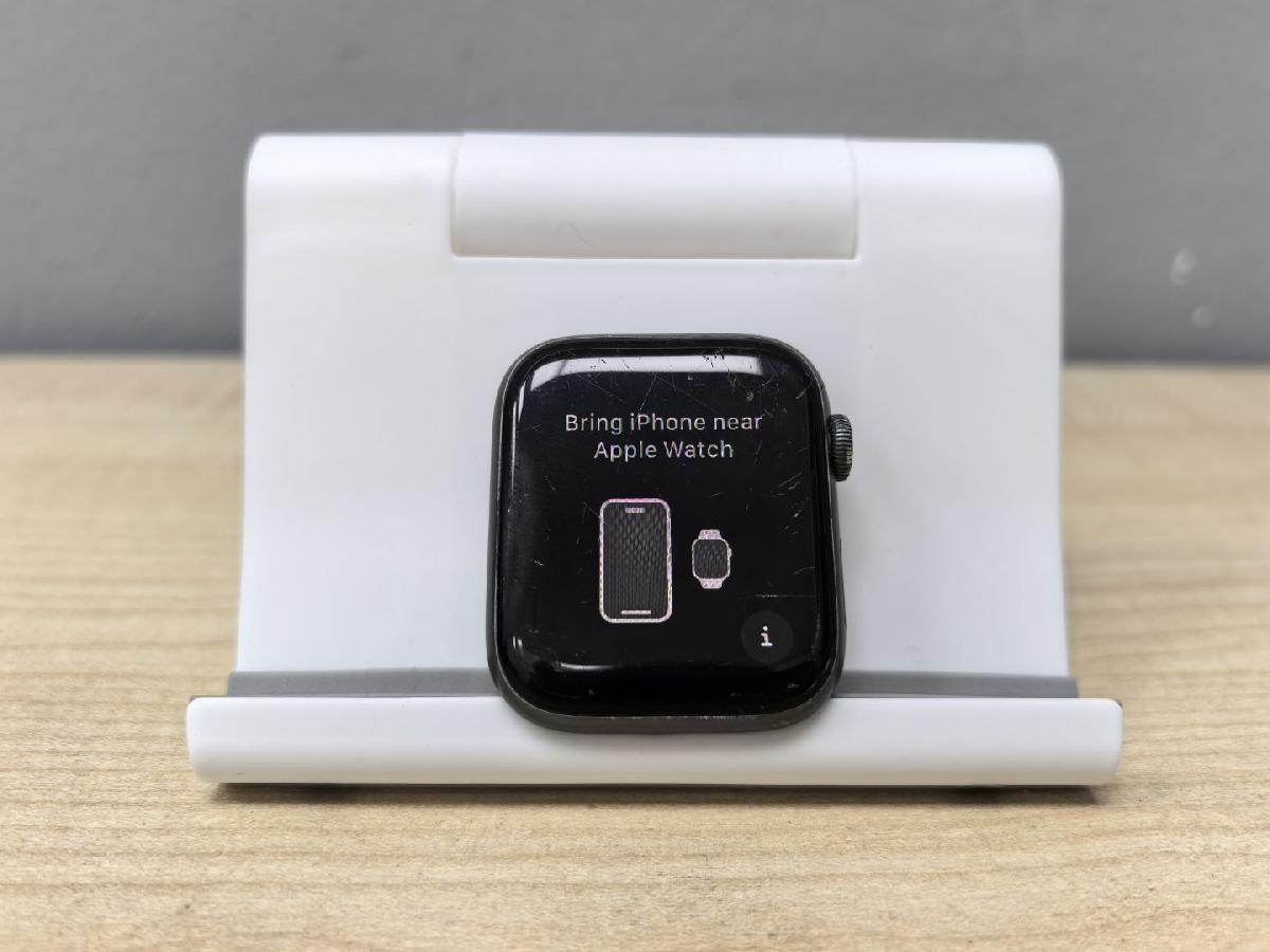 Смарт-часы Apple Watch Series 5 44 мм