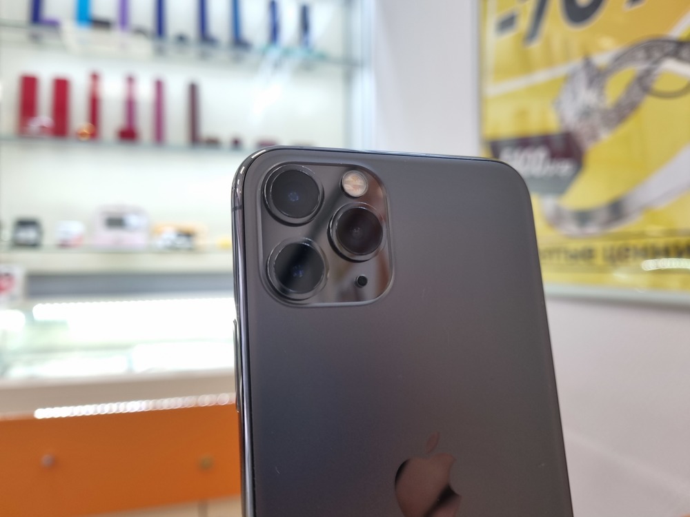 Смартфон Apple iPhone 11 Pro 64Gb